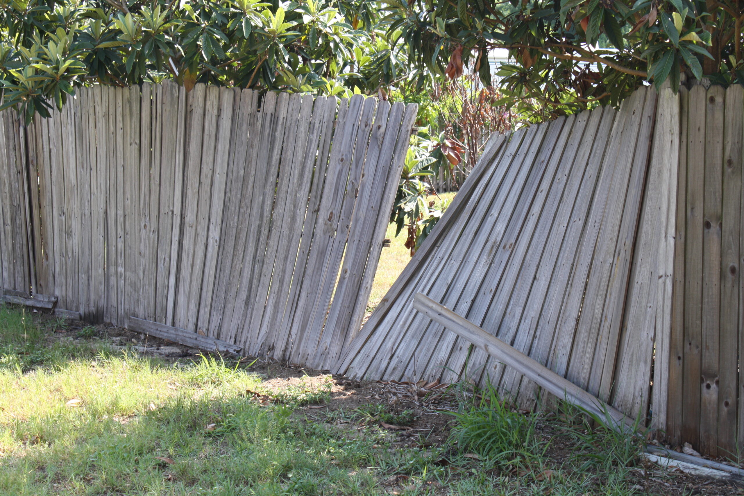 fence-repair-titusville-fl.jpg chain-link-fence-repair-titusville.jpg wood-fence-repair-titusville.jpg 
