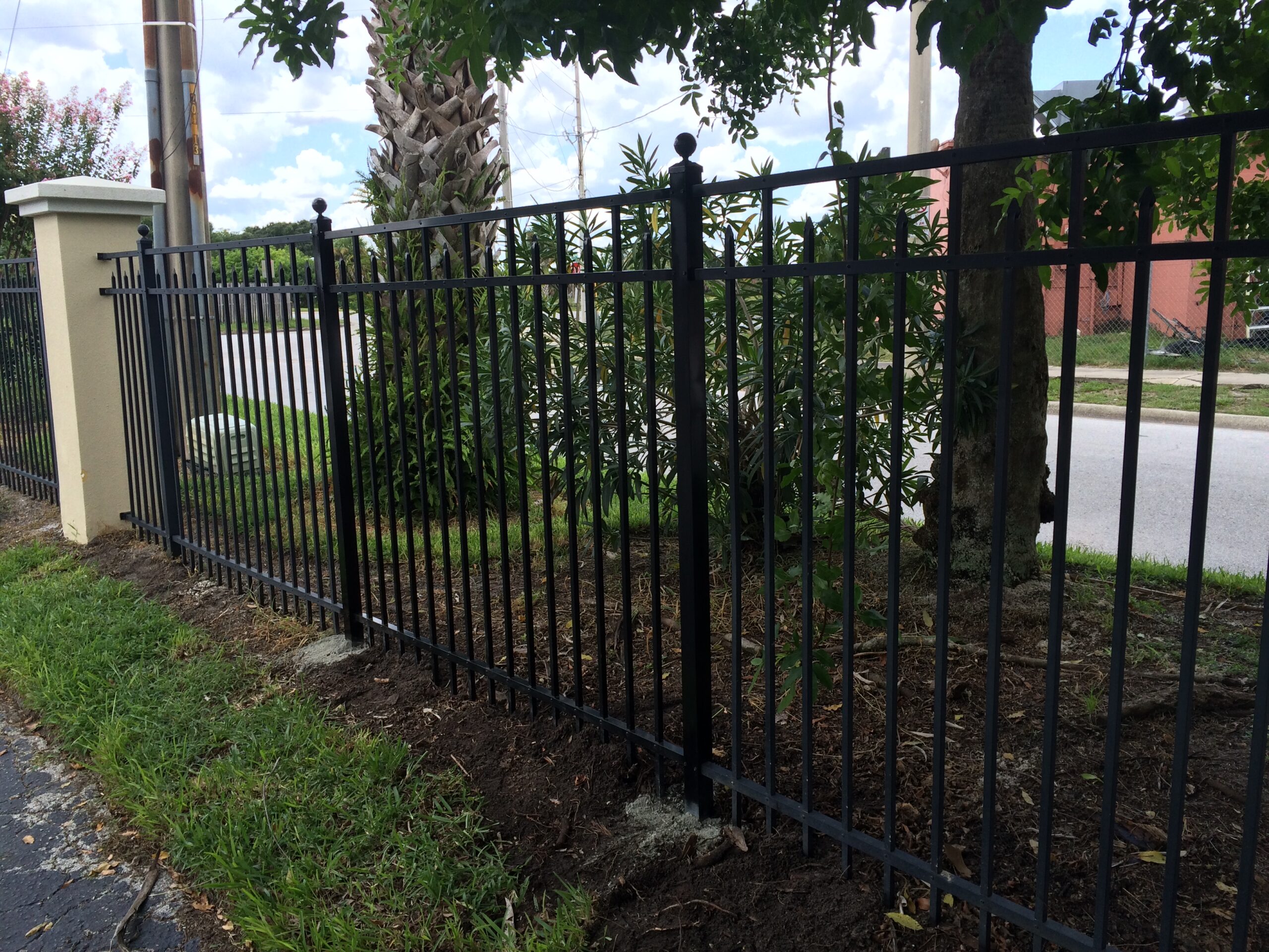 Aluminum fence post repair service in Lake Nona FL