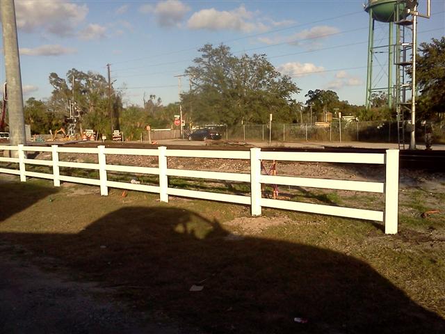 Fence repair in Christmas Vinyl Rail